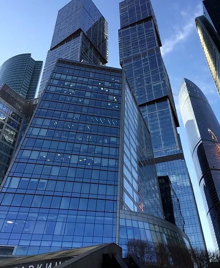 Reading food labels by suzi conklin; Moskva Aprel 2016 Gao Travel