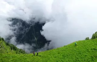 Приглашаем в увлекательные путешествия с командой trekrussia. Camp Caucasus Pohody V Gruzii