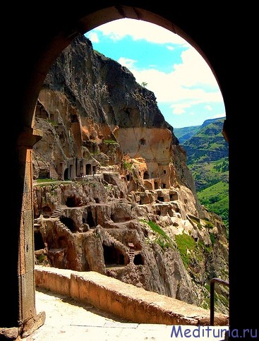 Инфо Пещерный Город Вардзия Грузии Картинки