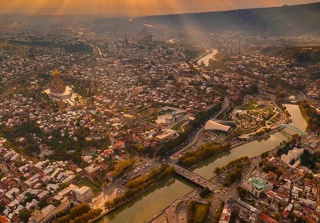 Динамика цены туров по месяцам. Putevki 1 Welcome To Georgia